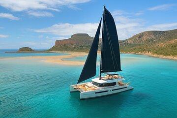 Afternoon Luxury Catamaran from Kisssamos to Balos & Refreshments