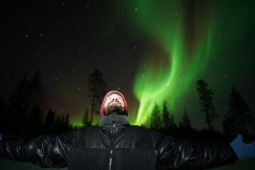 Northern Lights Hunting Pro. Two guides and guarantees.