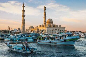 Private Guided City Tour and Shopping Experience in Hurghada