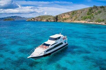 1 Day for 4person Komodo with Private Boat Tour