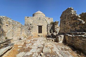 Private Luxury Day Tour to Cyprus Hidden Mountain Gems with Lunch