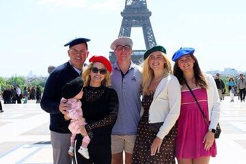 Walking Tour in Paris - Photoshoot Included & crêpe break