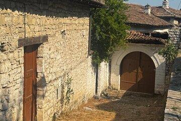From Tirana: Berat city and Belshi lake daily trip