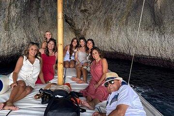 Private Transfer Naples and Positano Airport with Expert Driver