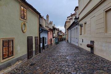 Prague Castle and Lobkowicz Palace Entry Tickets with Audio Tour