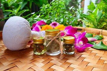Thai Herbal Compress and Inhaler Workshop in Chiang Mai