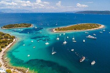 Blue Lagoon and Three Islands Boat Tour with Lunch