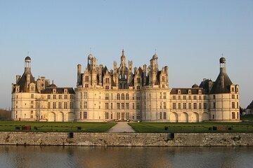 Loire Valley Day Trip from Paris: Chambord, Chenonceau & Blois