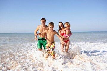 Day Trip to Cocoa Beach from Orlando with Transportation