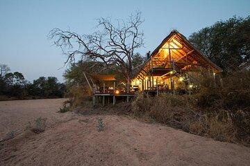 3-Day Rhino Post Safari Lodge