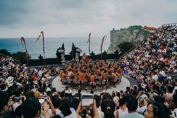 Uluwatu Ritual Sunset Temple Tour and Kecak Dance