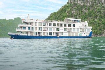 2 Day Hanoi Tour in Sea Coral Cruise