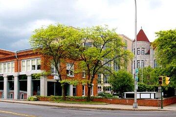 1 Day Tour Through Thousand Island and Erie Canal Museum From NY