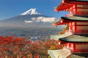 Mount Fuji and Lake Kawaguchi Small Group Day Tour from Tokyo