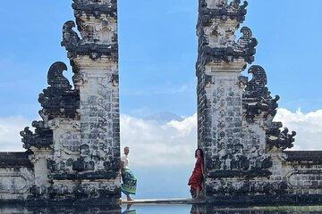 Lempuyang Gate of Heaven Tirta Gangga and Water Palace Tour
