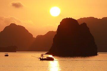 4 Star Cruise 2 Days 1 Night Bai Tu Long Voyage from Hanoi