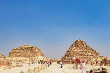 Half Day Pyramids Tours, Camels and Egyptian Food in Giza