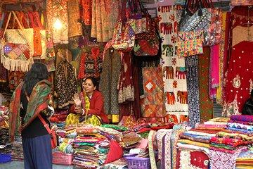 Jaipur Sunrise Morning Tour Flower Market and Scenic Views