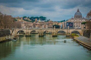 St. Peter's Basilica Reserved Entry & City Highlights