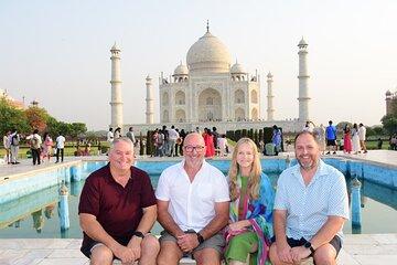 Private Same Day Taj Mahal Tour from Delhi by Car