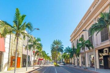 Los Angeles Art Walk: A City Stroll Full of Color and Culture