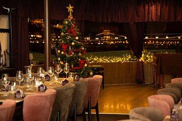 Budapest Christmas Dinner & Cruise