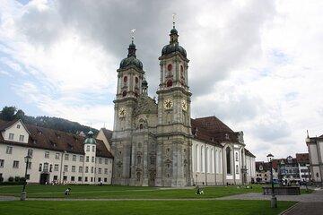 9 hours Private Tour in Zurich