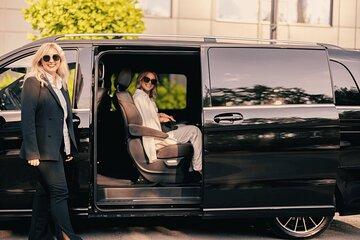 Athens Airport Private Arrival Transfer with Meet and Greet
