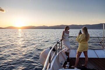 Sunset Cruise with Drink and Swim Stop in Split