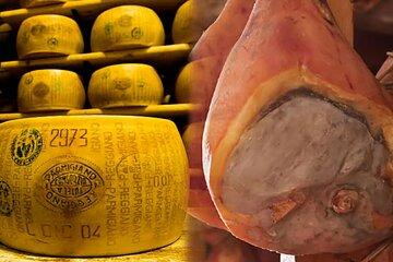 From Reggio Emilia Mediopadana Tour of Parmigiano and Parmaham