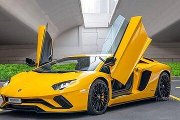 Drive a Lamborghini Aventador Luxury Supercar Experience