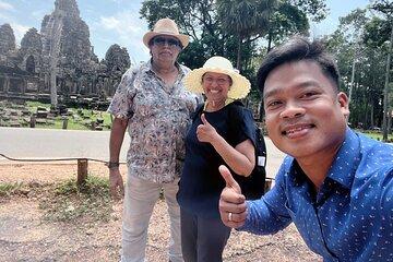 Private taxi sevice Phnom Penh to Siem Reap -Best English Driver