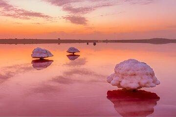 Baku Pink Lake and Beshbarmag Mountains Day Trip
