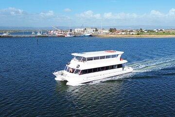 2-Hour Dolphin and Maritime Cruise in Port Adelaide