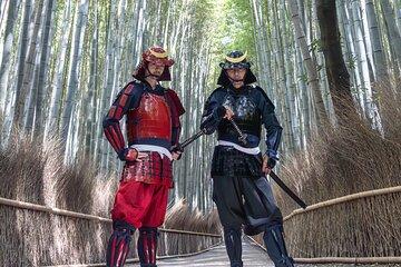 Samurai Armor Experience in Arashiyama – 120min Scenic Photo Tour