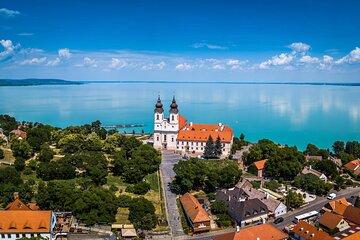 Private Day Trip from Budapest to Tihany Peninsula and Abbey