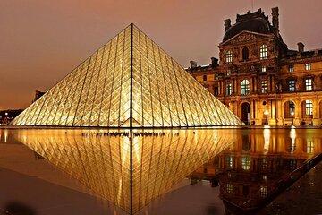 Paris Louvre Museum Entrance Ticket with Reserved Entry Time