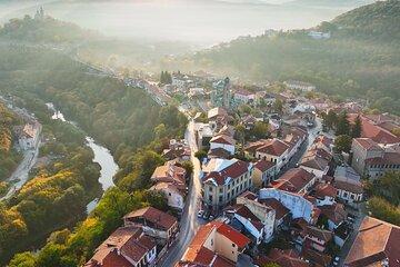 From Bucharest: Private Bulgaria Tour to Veliko Tarnovo