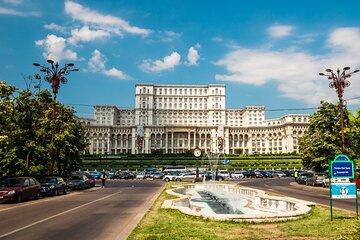 Discover Bucharest - Private and customizable tour by Local