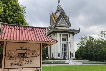 Audio Guide Tour by Tuk-Tuk to Killing Field and Genocide Museum