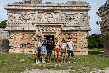 Guided tour in Chichen Itza and cenotes from Valladolid