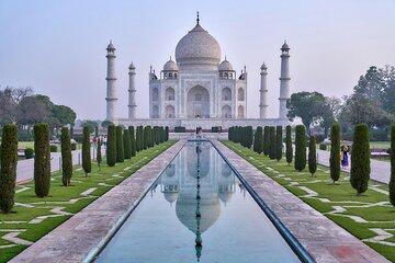 Sunrise Taj Mahal Tour From Delhi