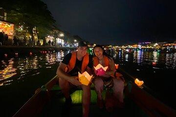 Hoi An Old Town Walking Tour with Boat Ride & Lantern Release