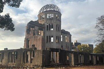 Hiroshima Peace Walking Tour with Expert Guide