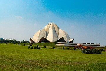 Old and New Delhi Guided City Tour