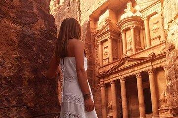 6 Day Private Tour Petra Wadi Rum Jerash and Dead Sea Experience