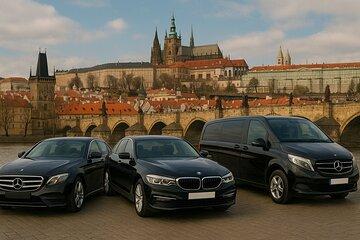 Private Transfer Between Budapest and Prague