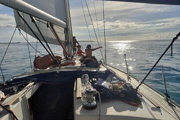 EN boat trip to the Caribbean with French cuisine
