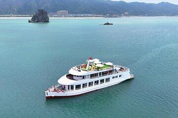 Half Day Bai Tu Long Kayaking and Cave Tour