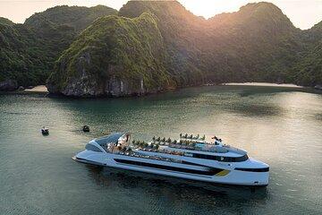 Halong Bay Tour by Boat and Kayak
